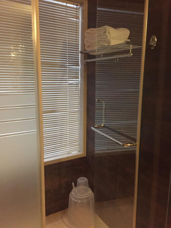 Sea Queen Hotel Кожикод Екстериор снимка